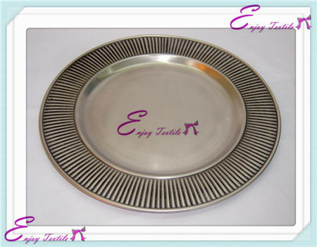 stripe plastic charger plate