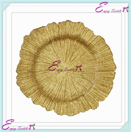 fancy glass charger plate-gold