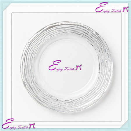 wave edge clear charger plate