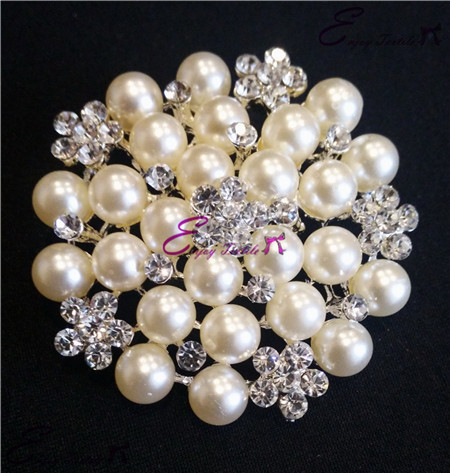 pearl crystal brooch #2