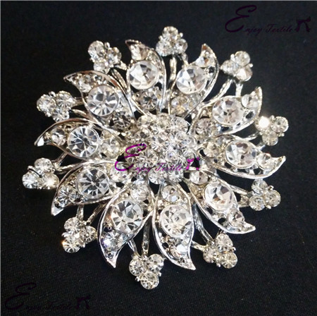 metal crystal brooch #3