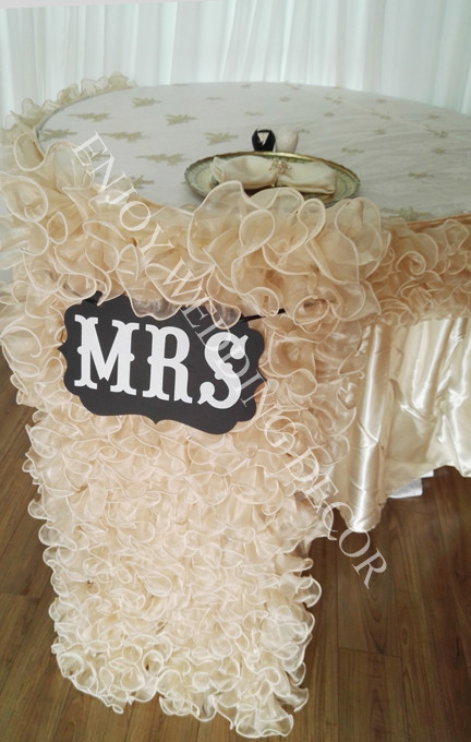 ruffled organza chair cover